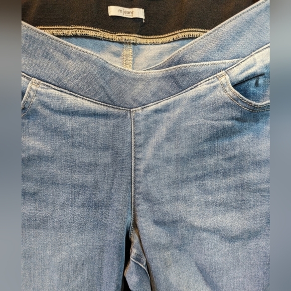 MJeans True Frayed Bell Bottoms Size Medium - Picture 2 of 11